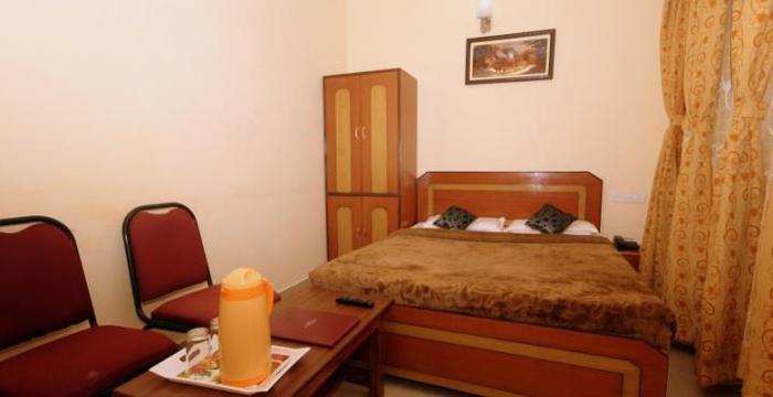 Hotel Anuj Regency